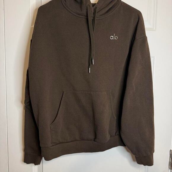 ALO Yoga Tops - Alo accolade hoodie